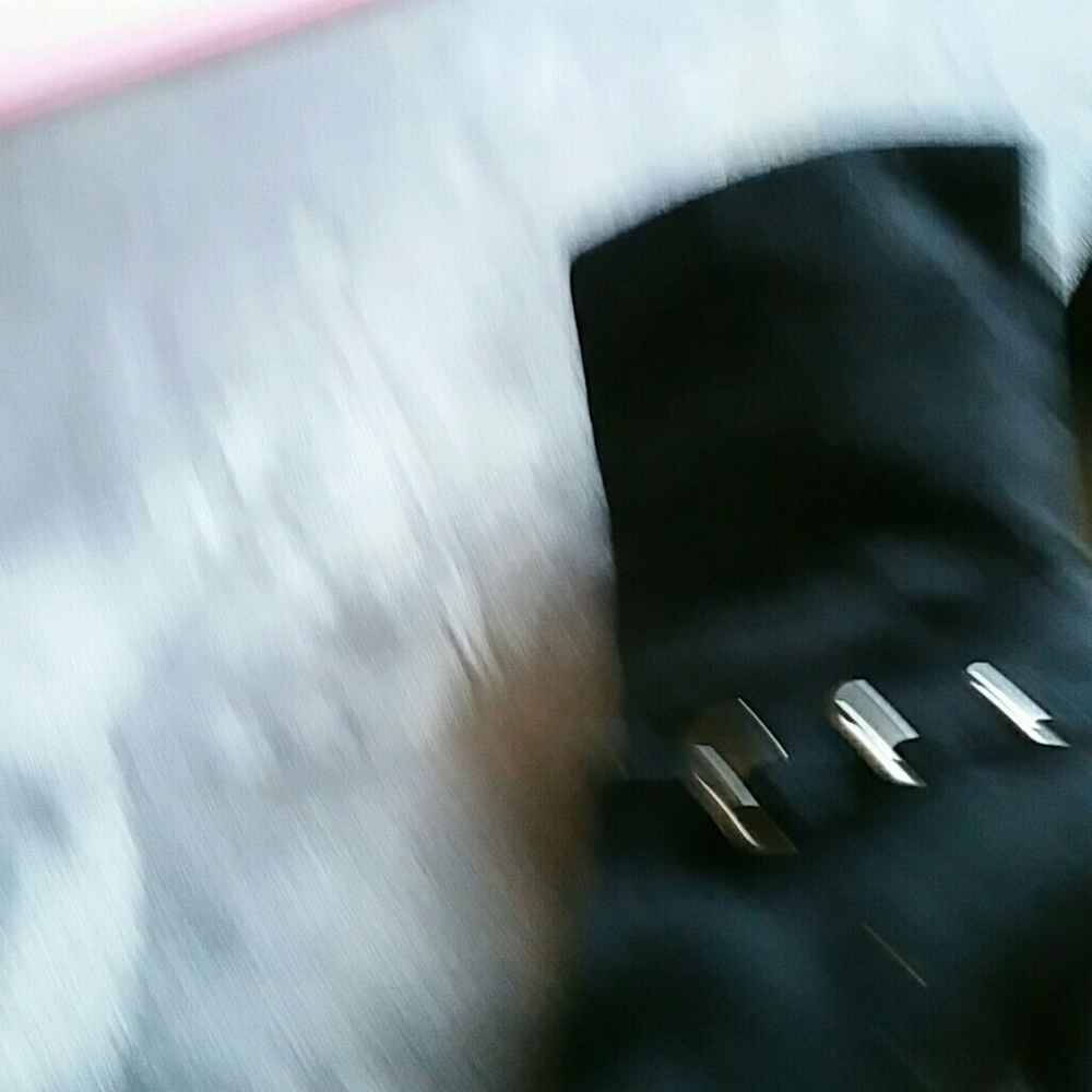 Boots - Picture 3 of 3